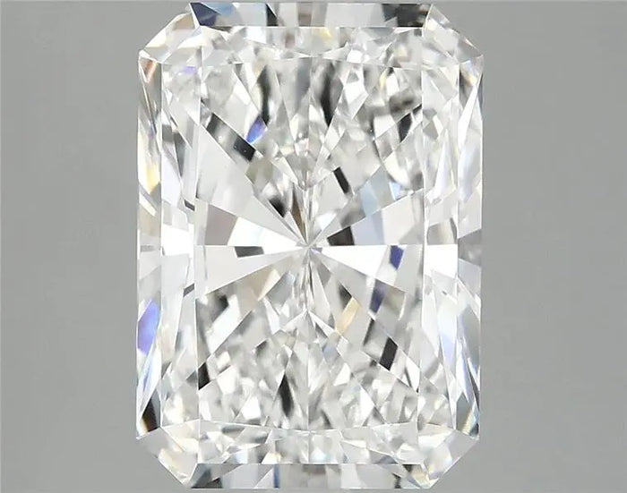 3.87 Carat · RADIANT · E · VVS2 · IGI · Excellent Cut