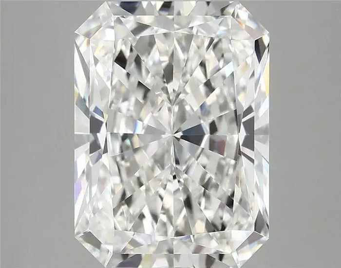 3.88 Carat · RADIANT · E · VVS2 · IGI · Excellent Cut