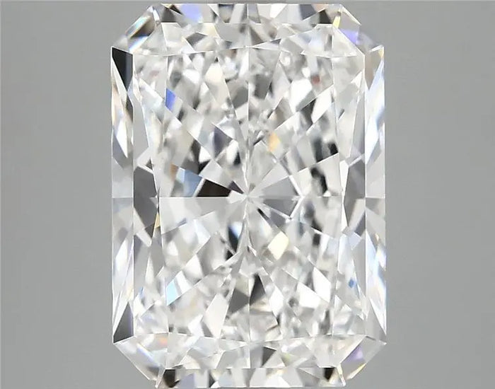 4.18 Carat · RADIANT · D · VVS2 · IGI · Excellent Cut