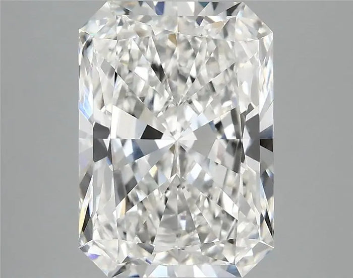 3.95 Carat · RADIANT · E · VVS2 · IGI · Excellent Cut