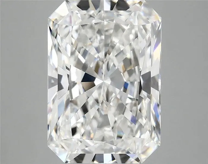 3.91 Carat · RADIANT · E · VVS2 · IGI · Excellent Cut
