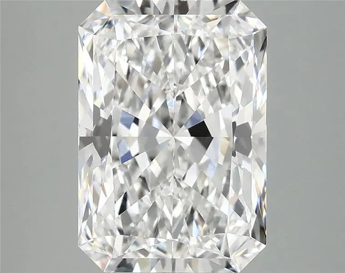 4.15 Carat · RADIANT · D · VVS2 · IGI · Excellent Cut