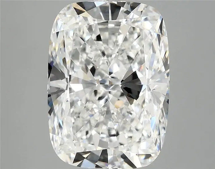 3.92 Carat · CUSHION · E · VS1 · IGI · Excellent Cut