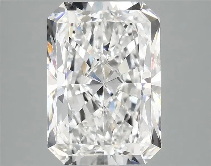 3.95 Carat · RADIANT · E · VVS2 · IGI · Excellent Cut