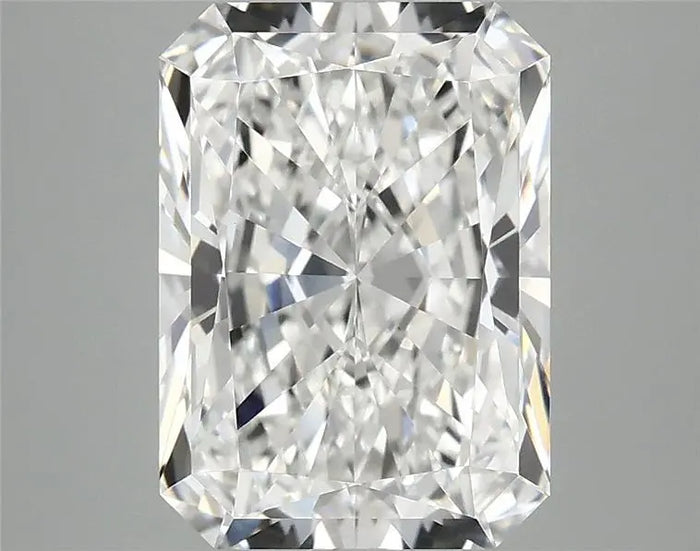 4.09 Carat · RADIANT · E · VVS2 · IGI · Excellent Cut