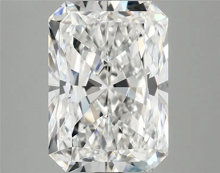 4.29 Carat · RADIANT · E · VVS2 · IGI · Excellent Cut