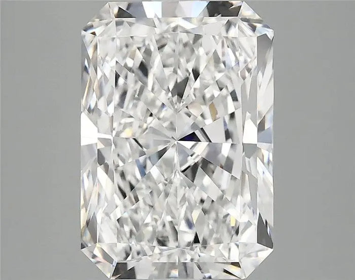4.02 Carat · RADIANT · E · VVS2 · IGI · Excellent Cut