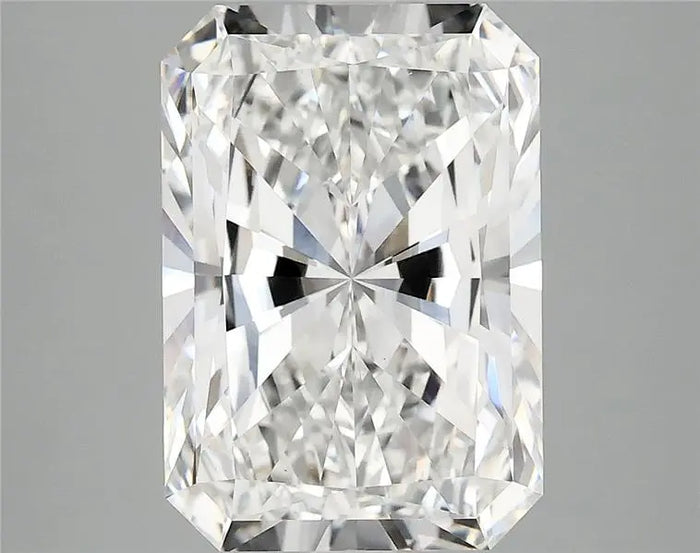 4.92 Carat · RADIANT · E · VVS2 · IGI · Excellent Cut