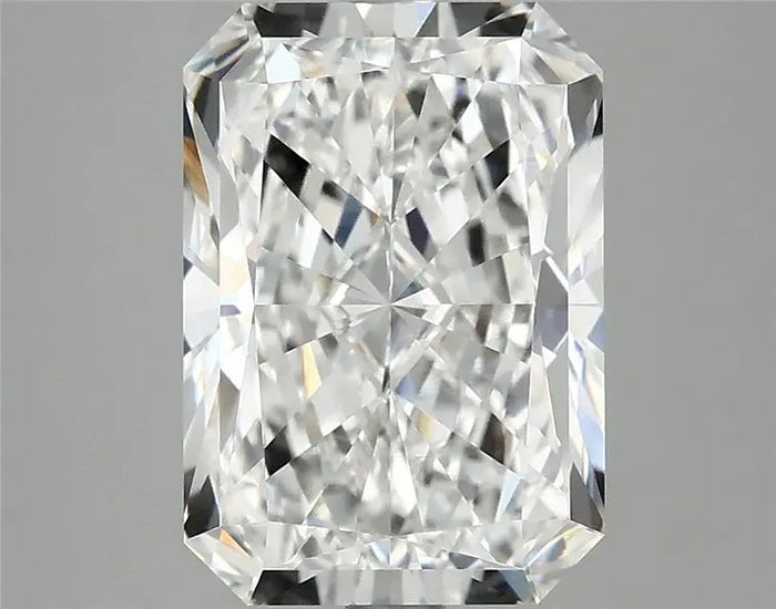 3.93 Carat · RADIANT · E · VVS2 · IGI · Excellent Cut