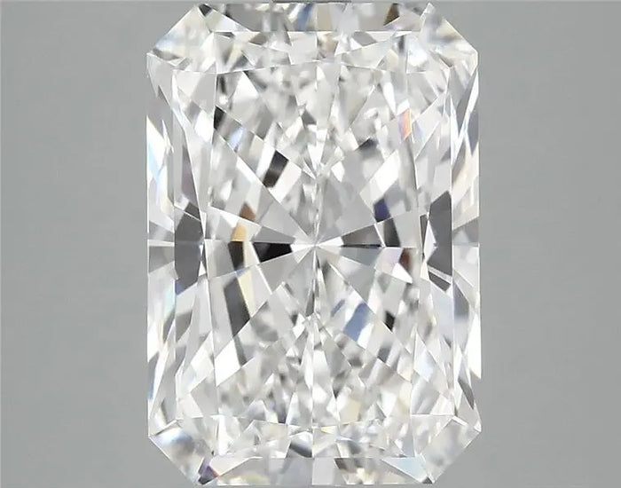 4.09 Carat · RADIANT · E · VVS2 · IGI · Excellent Cut