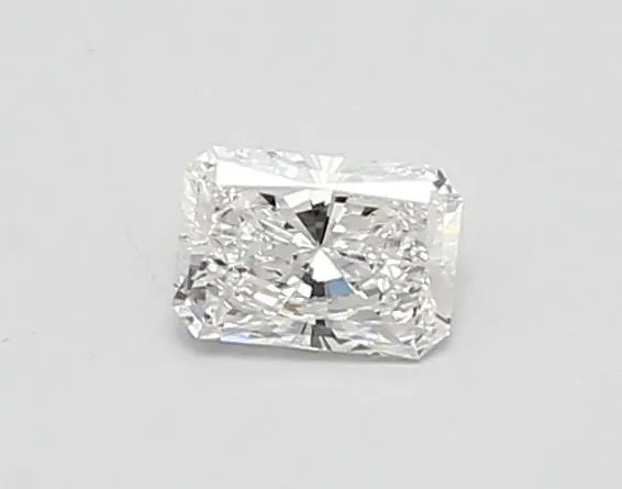 0.39 Carat · RADIANT · D · VS1 · IGI · Very Good Cut
