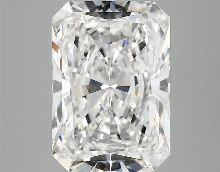 4.04 Carat · RADIANT · E · VVS2 · IGI · Excellent Cut