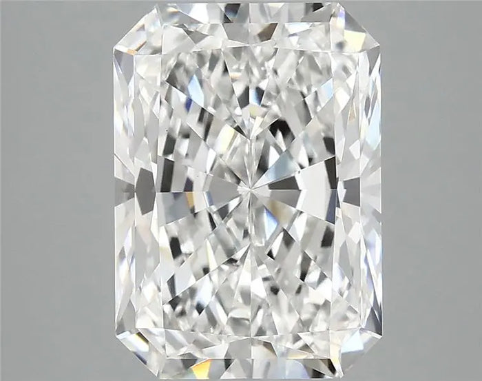 4.07 Carat · RADIANT · E · VVS2 · IGI · Excellent Cut