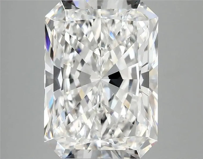 4.87 Carat · RADIANT · E · VVS2 · IGI · Excellent Cut