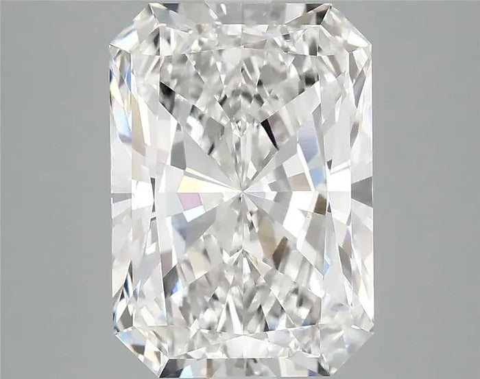 3.94 Carat · RADIANT · E · VVS2 · IGI · Excellent Cut