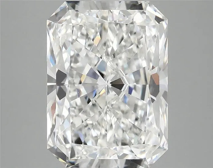 4.34 Carat · RADIANT · F · VVS2 · IGI · Excellent Cut