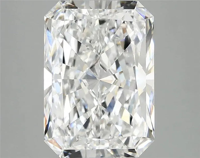 3.91 Carat · RADIANT · E · VVS2 · IGI · Excellent Cut