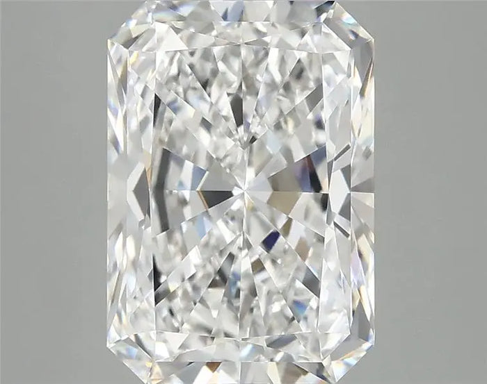 3.93 Carat · RADIANT · E · VVS2 · IGI · Excellent Cut