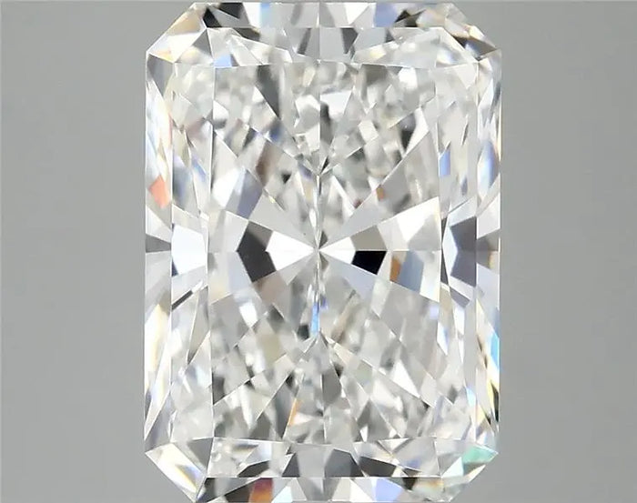 4.08 Carat · RADIANT · D · VVS2 · IGI · Excellent Cut