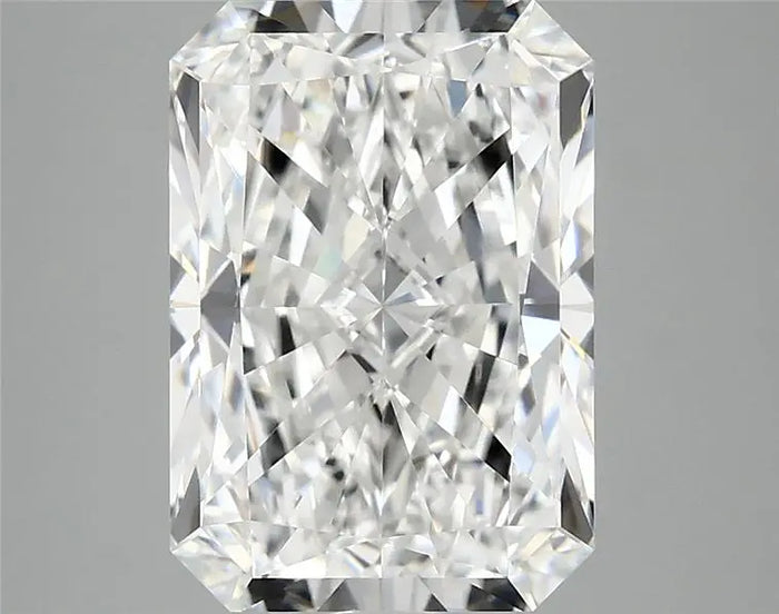 3.95 Carat · RADIANT · E · VVS2 · IGI · Excellent Cut