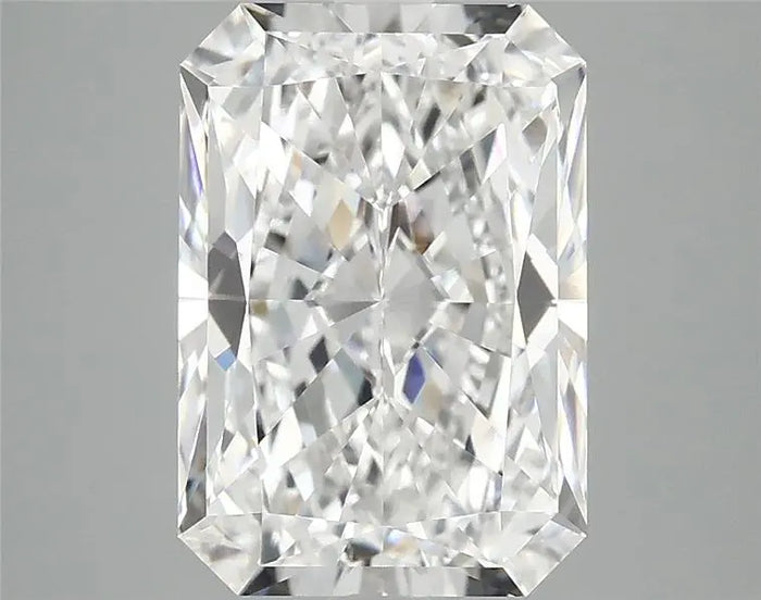 4.09 Carat · RADIANT · D · VVS2 · IGI · Excellent Cut