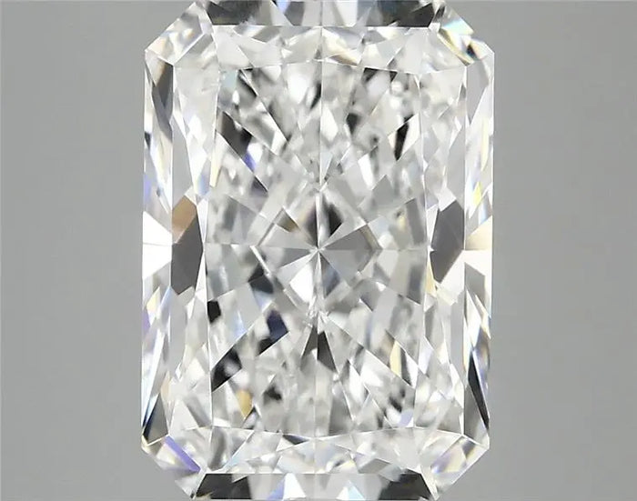 3.93 Carat · RADIANT · E · VVS2 · IGI · Excellent Cut