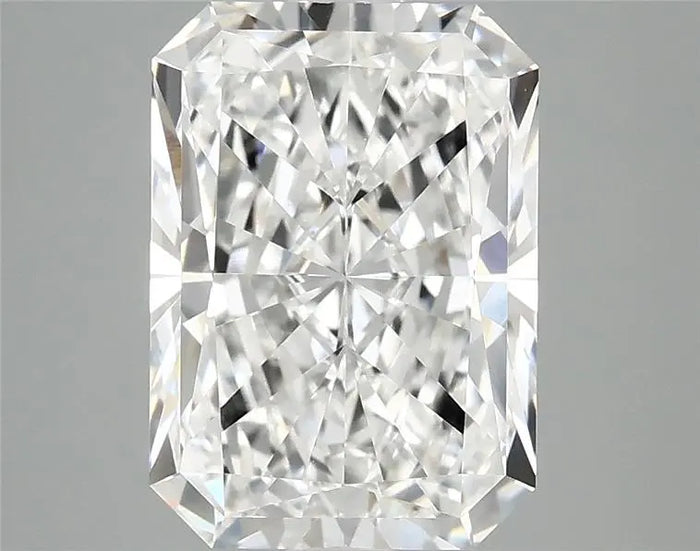 4.09 Carat · RADIANT · E · VVS2 · IGI · Excellent Cut