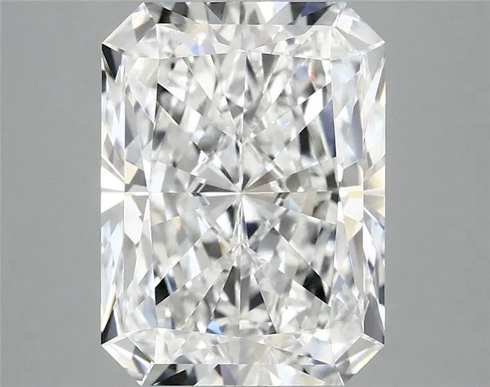 4.17 Carat · RADIANT · D · VVS2 · IGI · Excellent Cut
