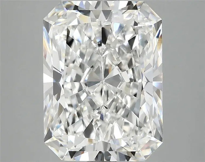 3.90 Carat · RADIANT · E · VVS2 · IGI · Excellent Cut
