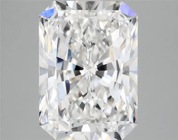 4.09 Carat · RADIANT · D · VVS2 · IGI · Excellent Cut
