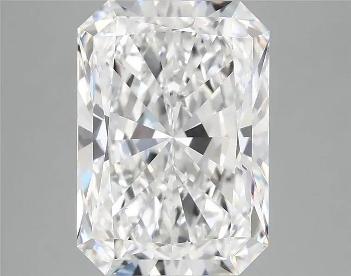 3.93 Carat · RADIANT · E · VVS2 · IGI · Excellent Cut