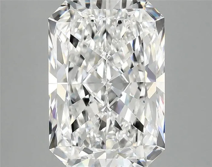 4.06 Carat · RADIANT · E · VVS2 · IGI · Excellent Cut
