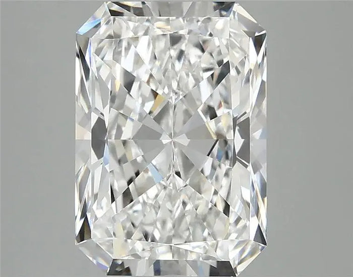 3.89 Carat · RADIANT · E · VVS2 · IGI · Excellent Cut