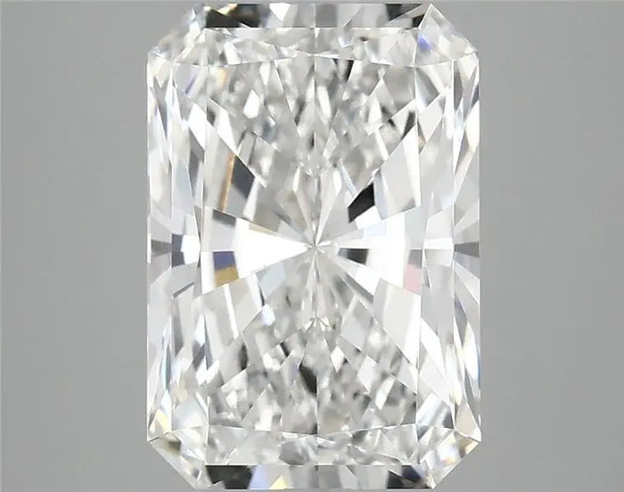 3.83 Carat · RADIANT · E · VVS2 · IGI · Excellent Cut