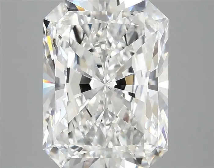 4.03 Carat · RADIANT · E · VVS2 · IGI · Excellent Cut