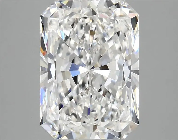 4.18 Carat · RADIANT · D · VVS2 · IGI · Excellent Cut