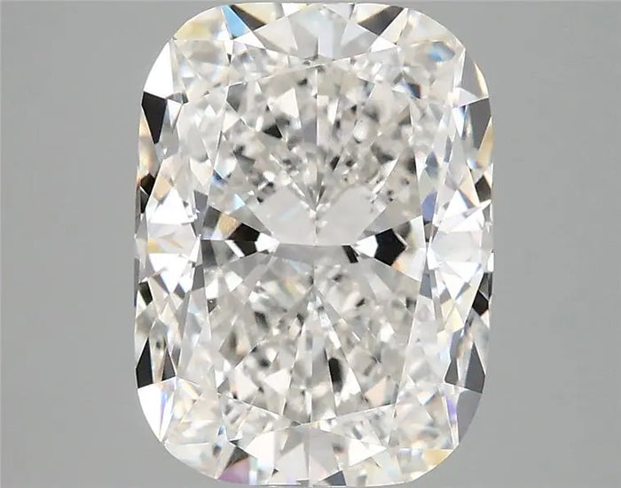 3.90 Carat · CUSHION · E · VS1 · IGI · Excellent Cut