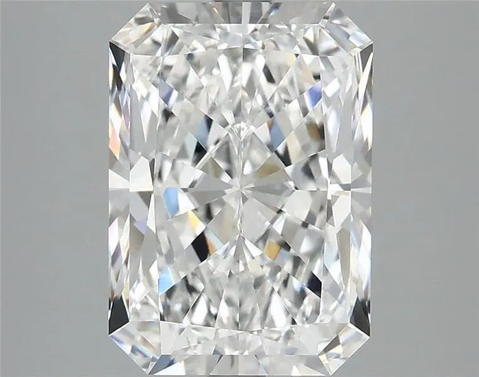 4.13 Carat · RADIANT · D · VVS2 · IGI · Excellent Cut
