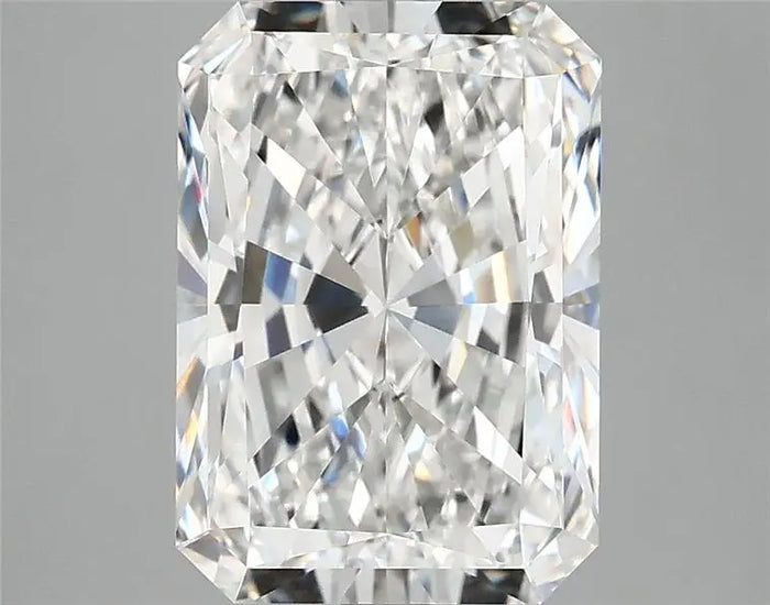 3.95 Carat · RADIANT · E · VVS2 · IGI · Excellent Cut