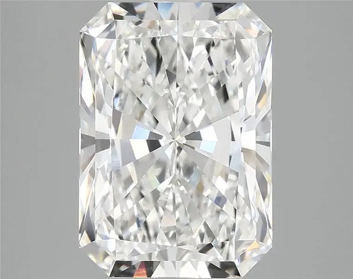 3.90 Carat · RADIANT · E · VVS2 · IGI · Excellent Cut