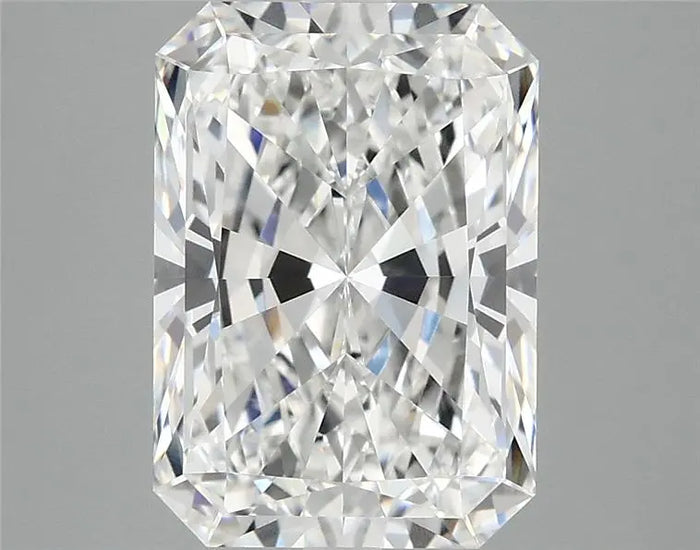 4.09 Carat · RADIANT · E · VVS2 · IGI · Excellent Cut