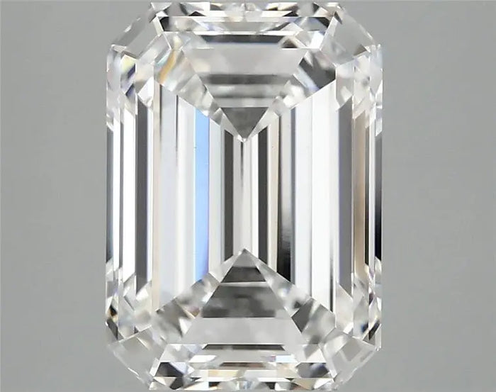 3.93 Carat · EMERALD · E · VVS2 · IGI · Excellent Cut