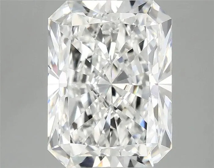 3.98 Carat · RADIANT · E · VVS2 · IGI · Excellent Cut