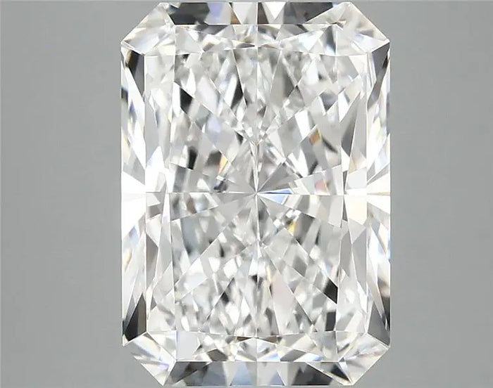 4.08 Carat · RADIANT · E · VVS2 · IGI · Excellent Cut