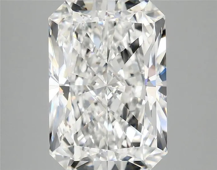 4.83 Carat · RADIANT · E · VVS2 · IGI · Excellent Cut