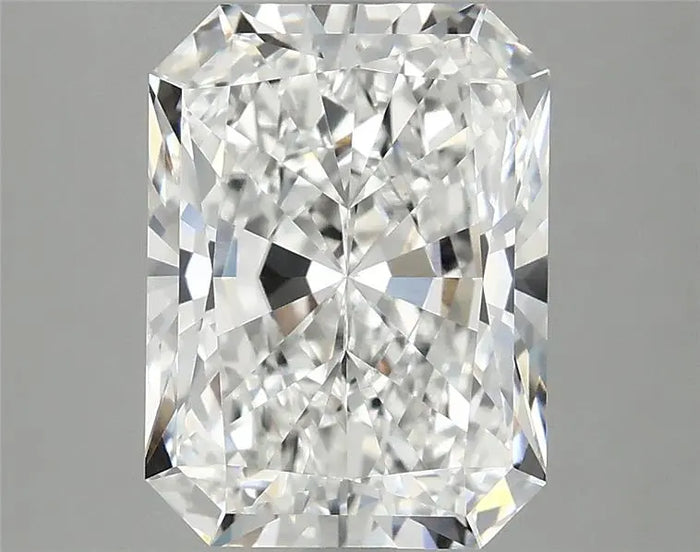 4.02 Carat · RADIANT · E · VVS2 · IGI · Excellent Cut