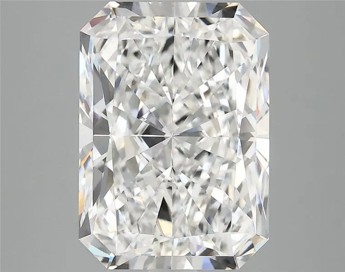3.91 Carat · RADIANT · E · VVS2 · IGI · Excellent Cut