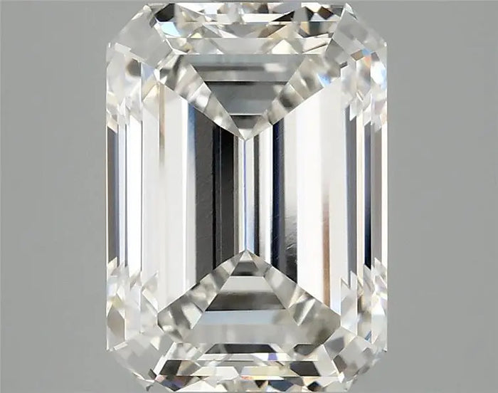 3.85 Carat · EMERALD · F · VVS2 · IGI · Excellent Cut