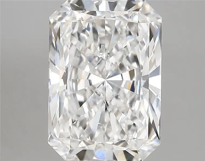 4.61 Carat · RADIANT · E · VVS1 · IGI · Excellent Cut
