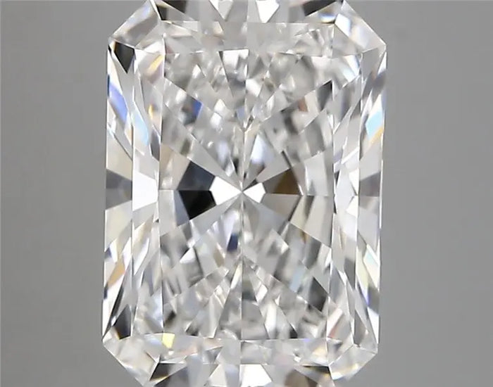 3.74 Carat · RADIANT · E · VVS2 · IGI · Excellent Cut